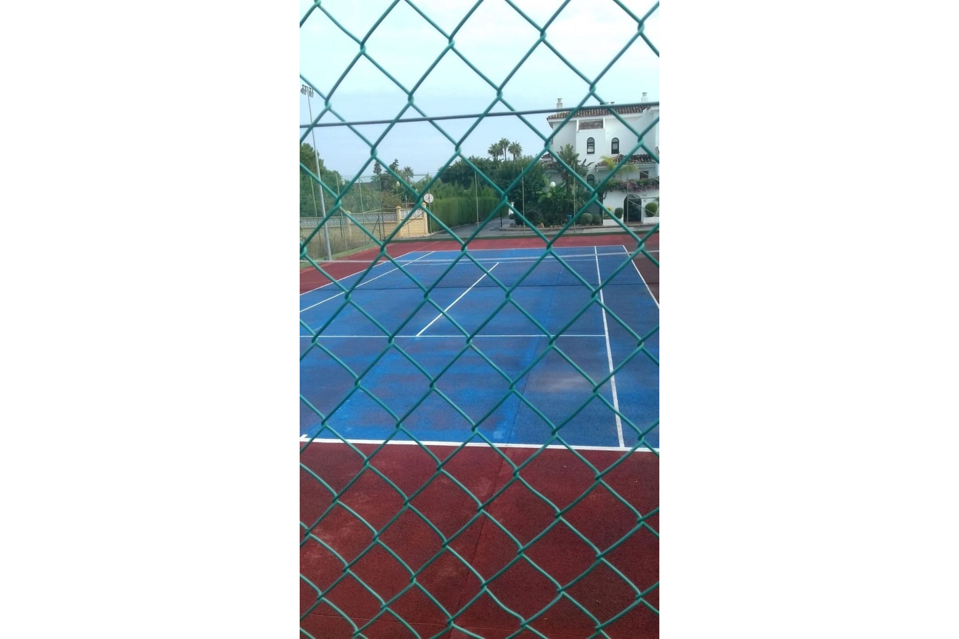 Resale - Villa - Estepona - Estepona Centro