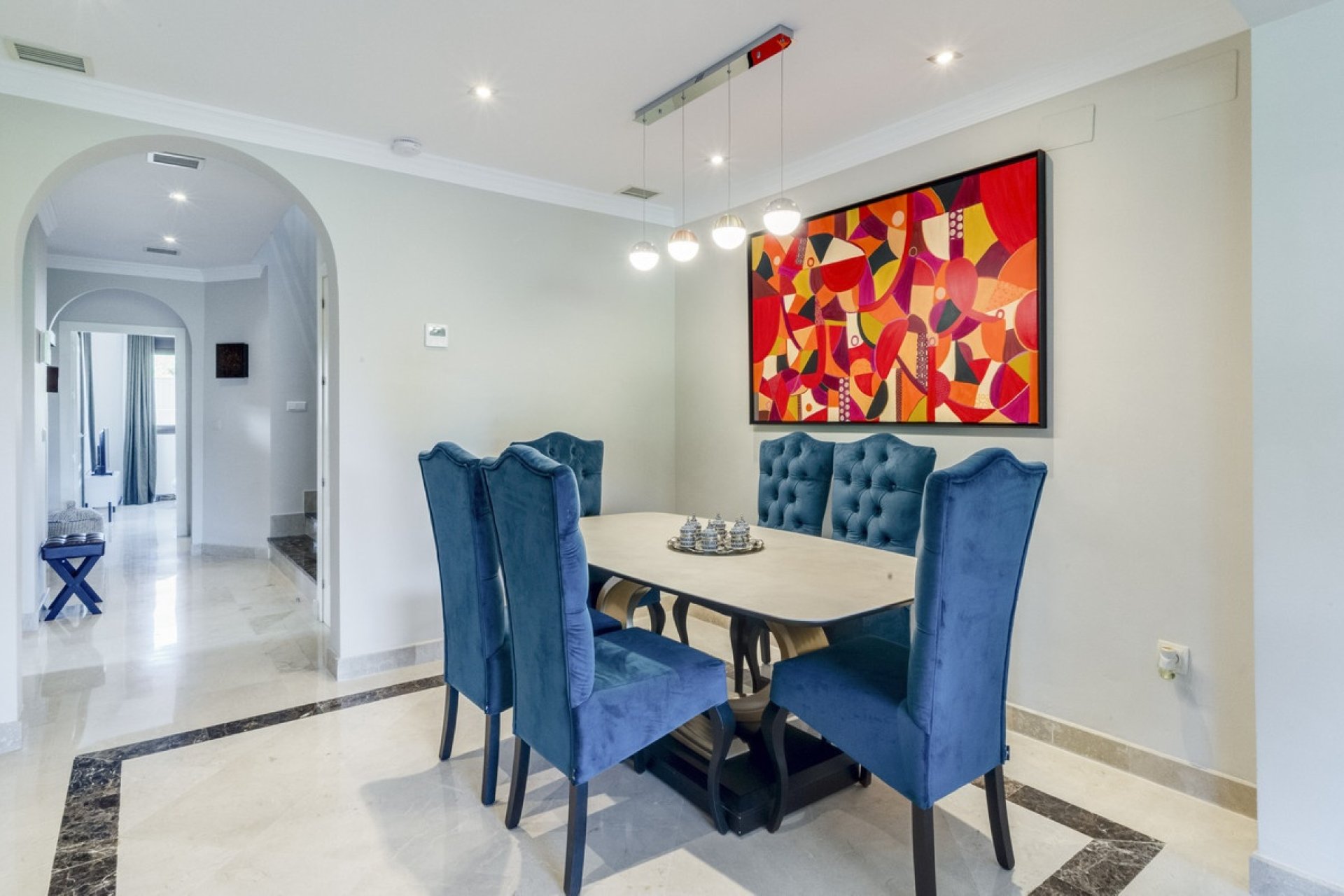 Resale - Villa - Estepona - Estepona Centro