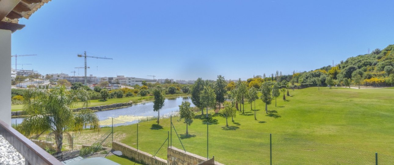 Resale - Villa - Estepona - Estepona Centro