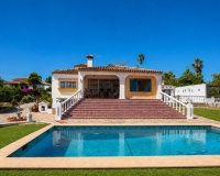 Resale - Villa - Estepona - Estepona Centro