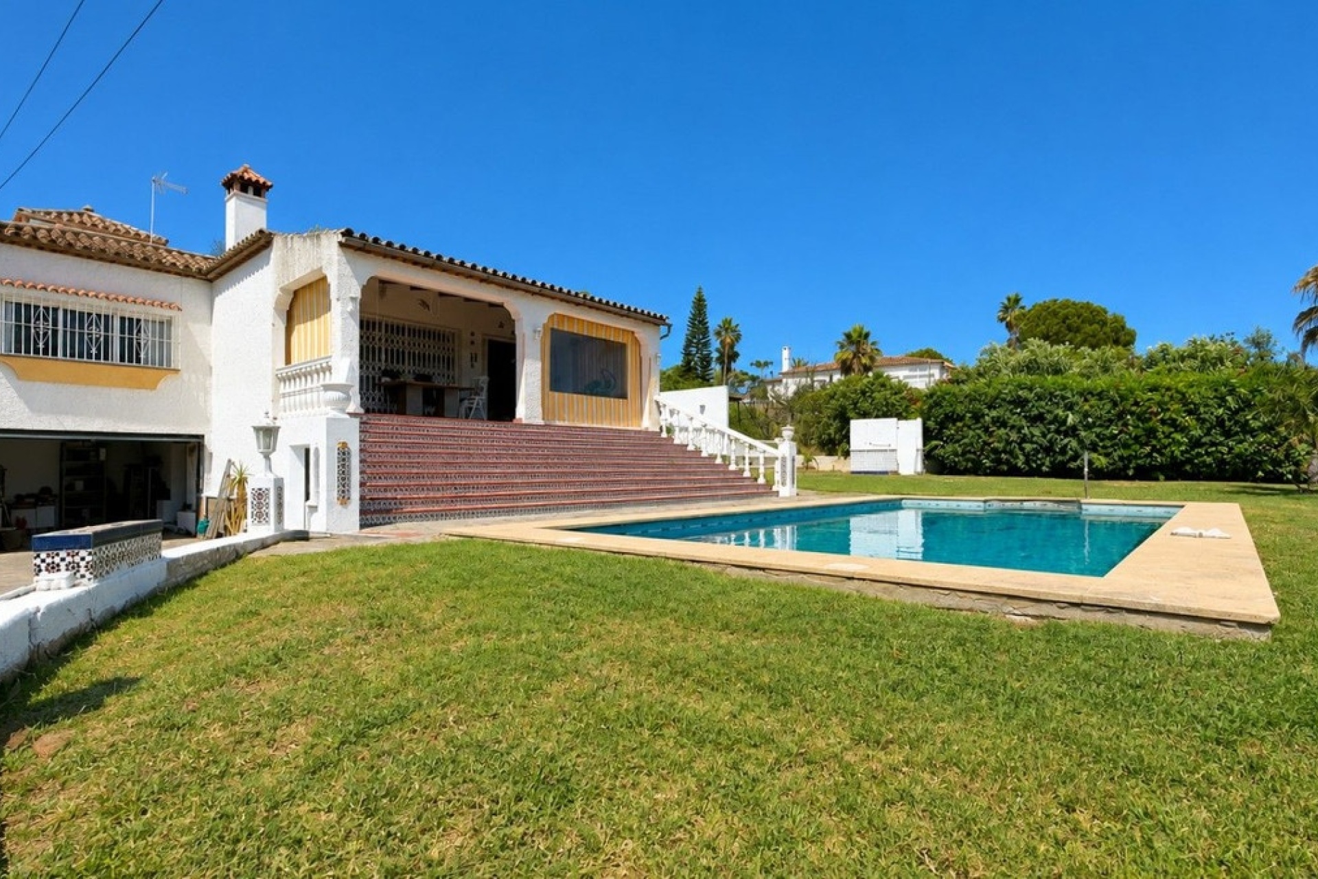 Resale - Villa - Estepona - Estepona Centro