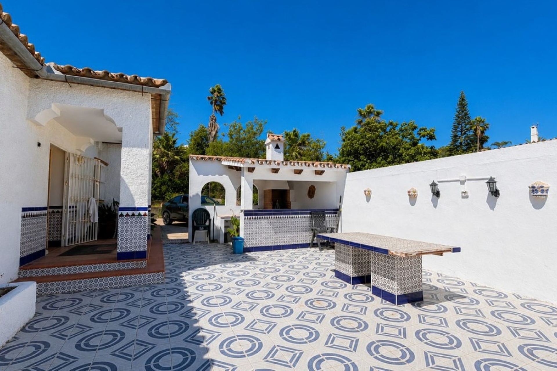 Resale - Villa - Estepona - Estepona Centro