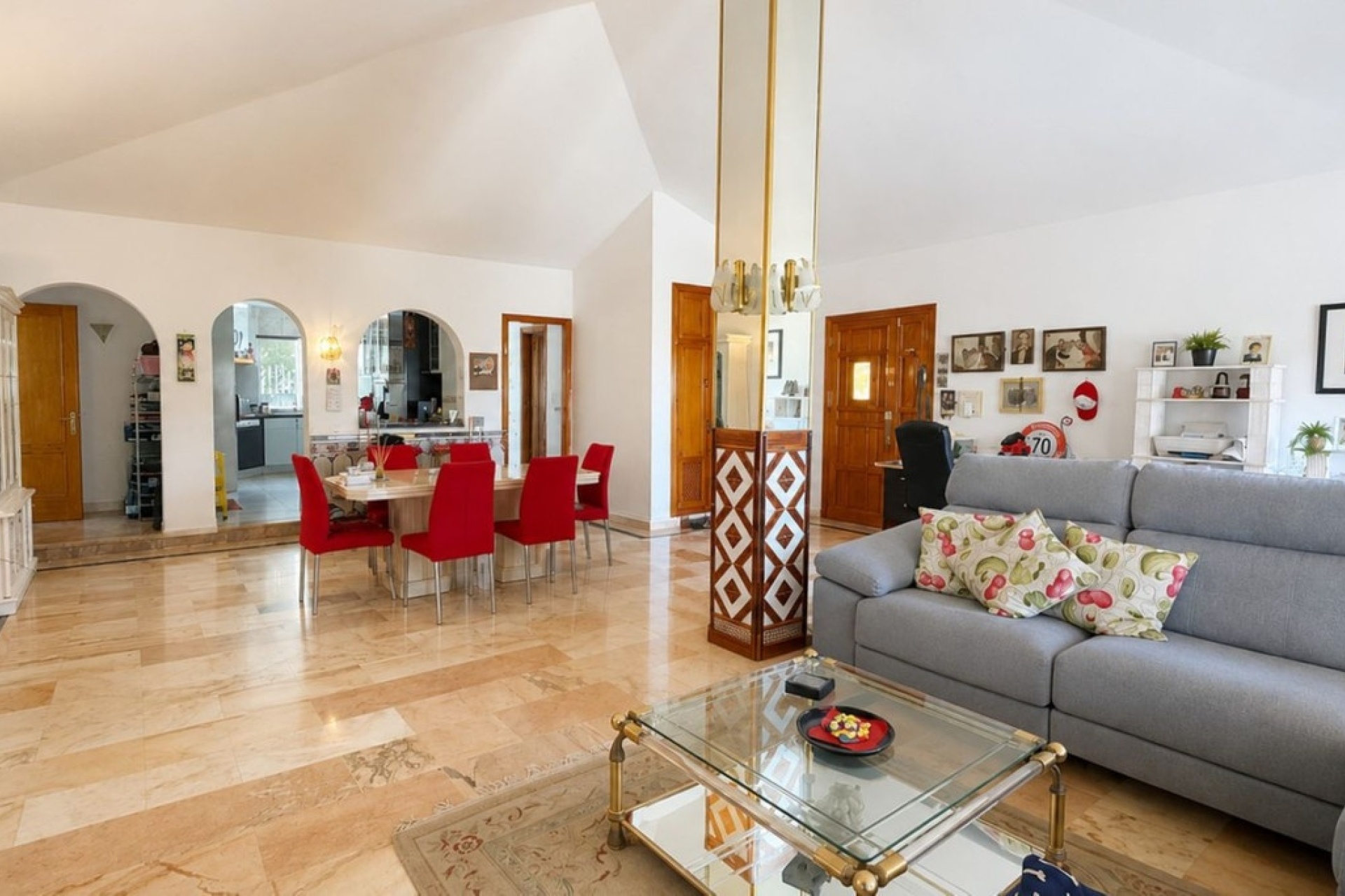 Resale - Villa - Estepona - Estepona Centro