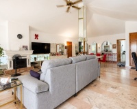 Resale - Villa - Estepona - Estepona Centro