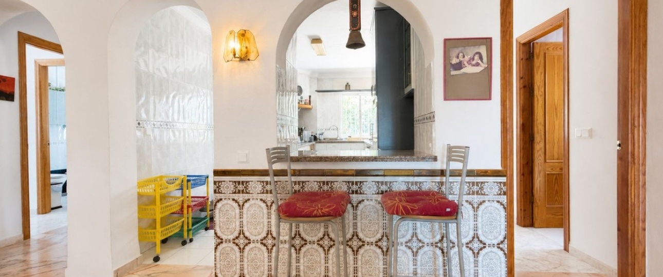 Resale - Villa - Estepona - Estepona Centro