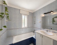 Resale - Villa - Estepona - Estepona Centro