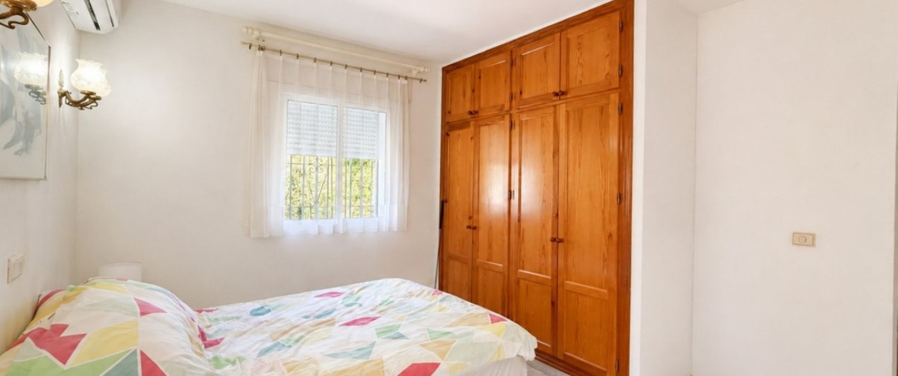 Resale - Villa - Estepona - Estepona Centro