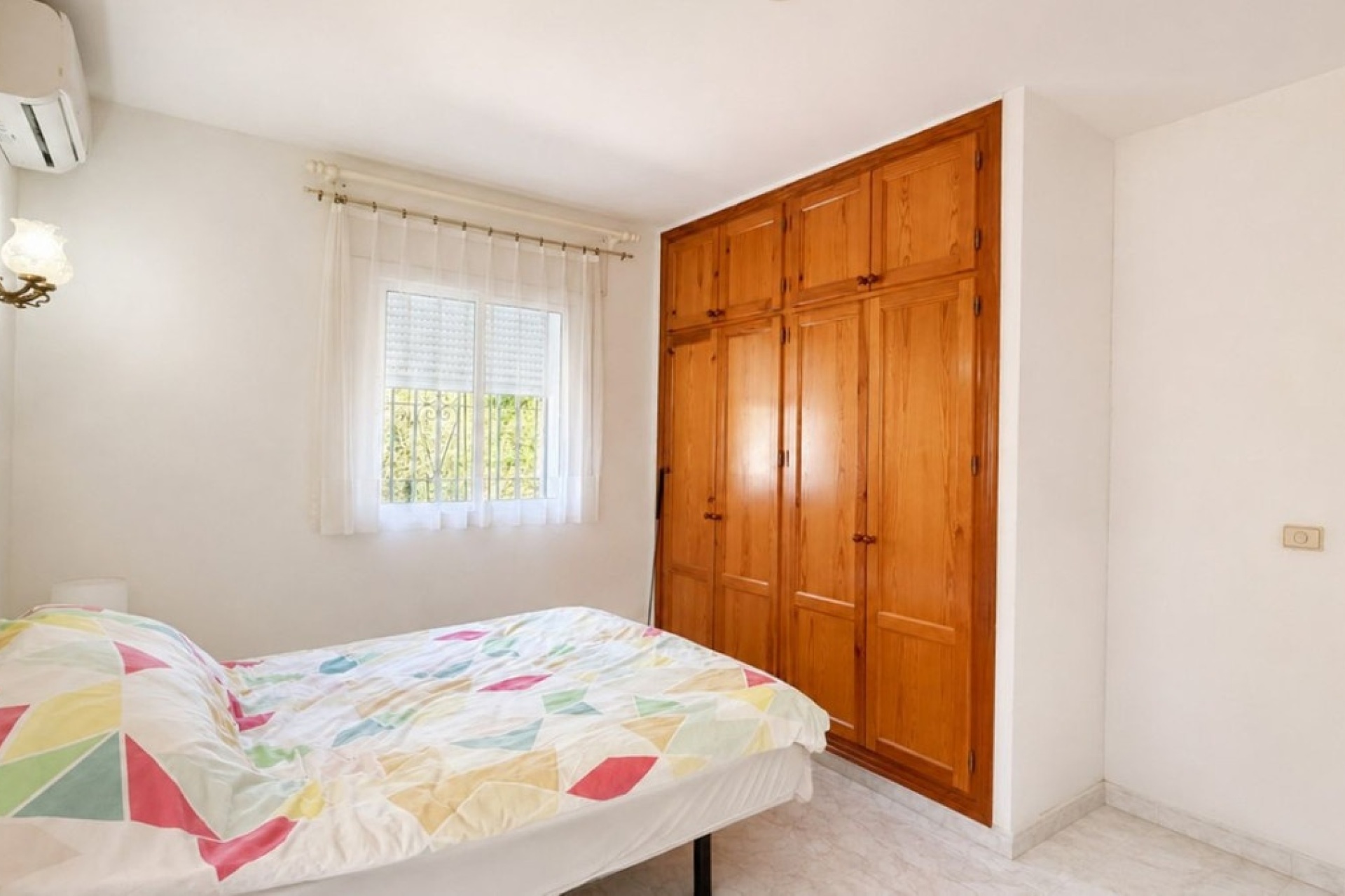 Resale - Villa - Estepona - Estepona Centro