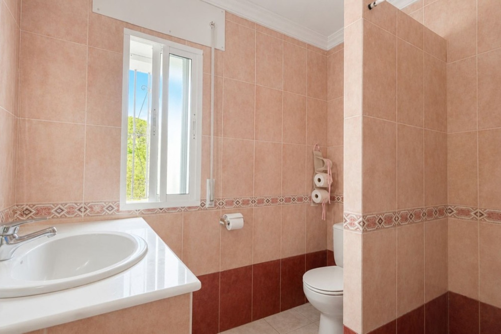 Resale - Villa - Estepona - Estepona Centro