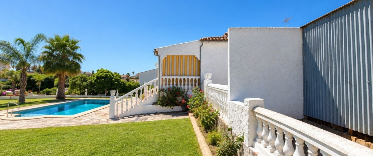Resale - Villa - Estepona - Estepona Centro