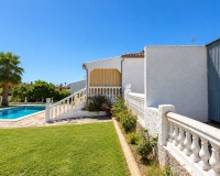 Resale - Villa - Estepona - Estepona Centro