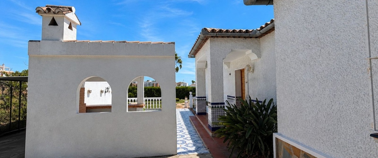 Resale - Villa - Estepona - Estepona Centro