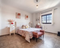 Resale - Villa - Estepona - Estepona Centro