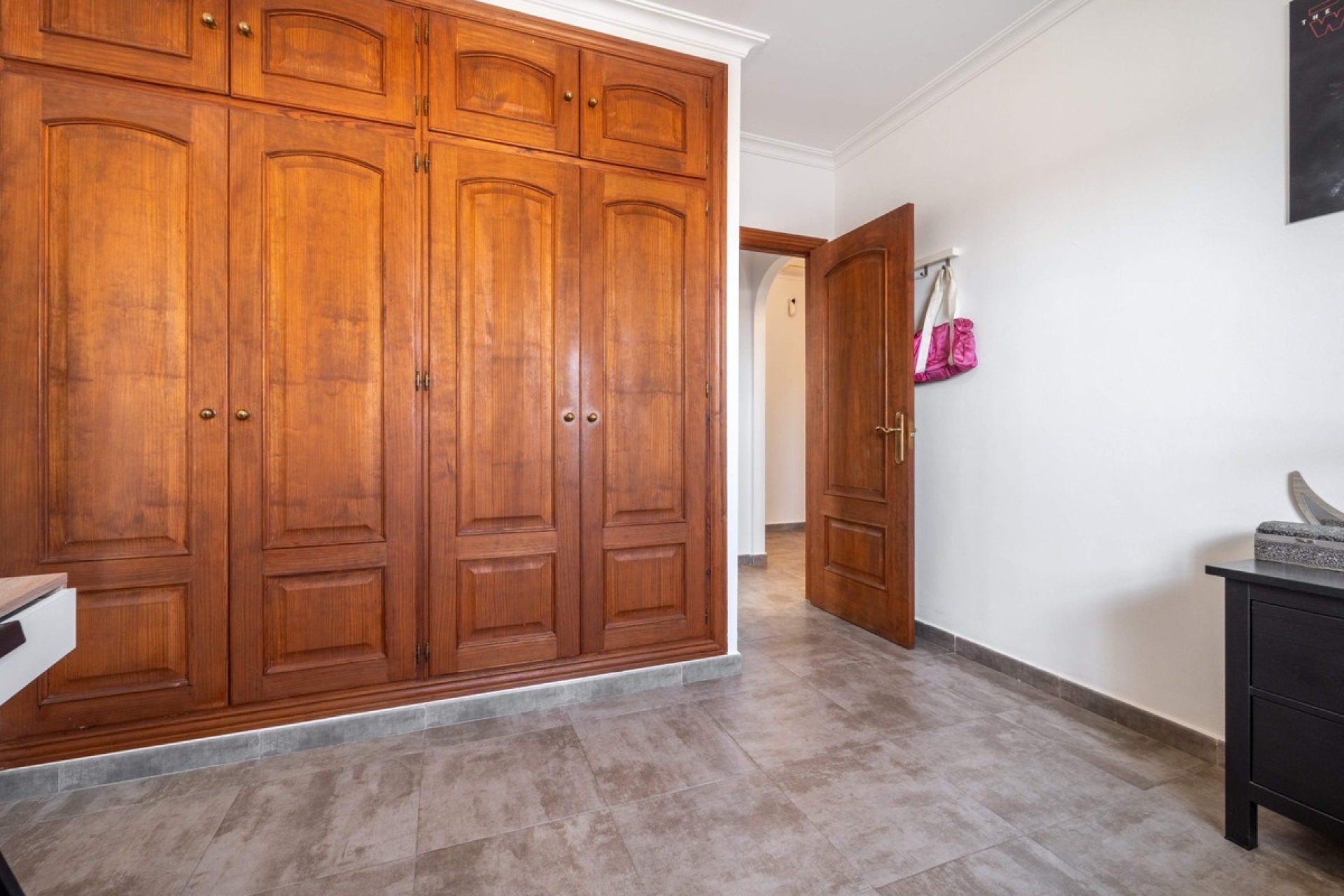 Resale - Villa - Estepona - Estepona Centro