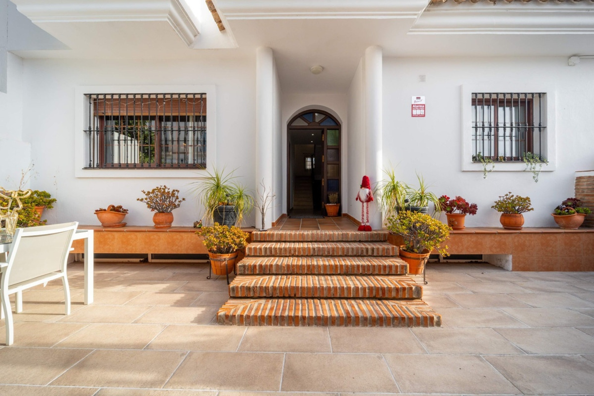 Resale - Villa - Estepona - Estepona Centro