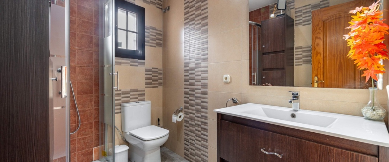 Resale - Villa - Estepona - Estepona Centro