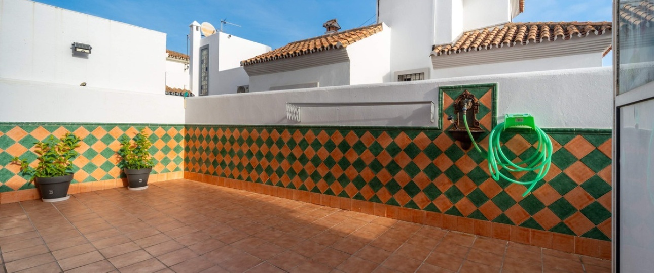 Resale - Villa - Estepona - Estepona Centro