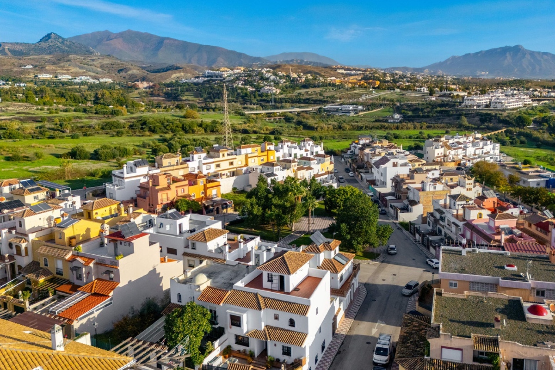 Resale - Villa - Estepona - Estepona Centro