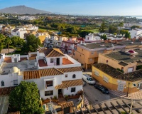 Resale - Villa - Estepona - Estepona Centro