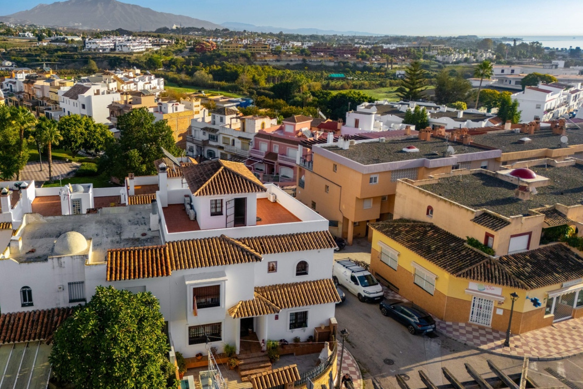 Resale - Villa - Estepona - Estepona Centro