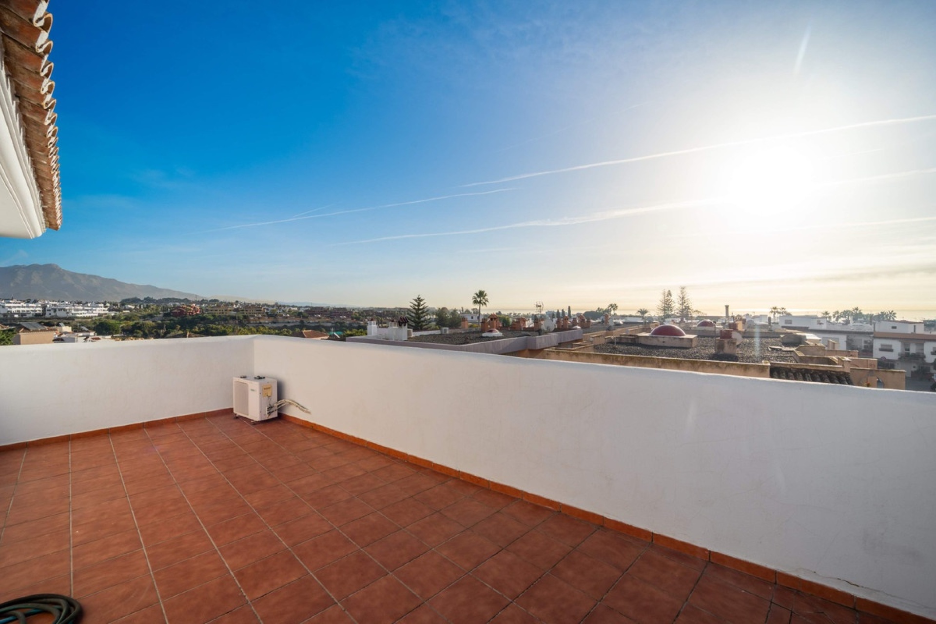 Resale - Villa - Estepona - Estepona Centro