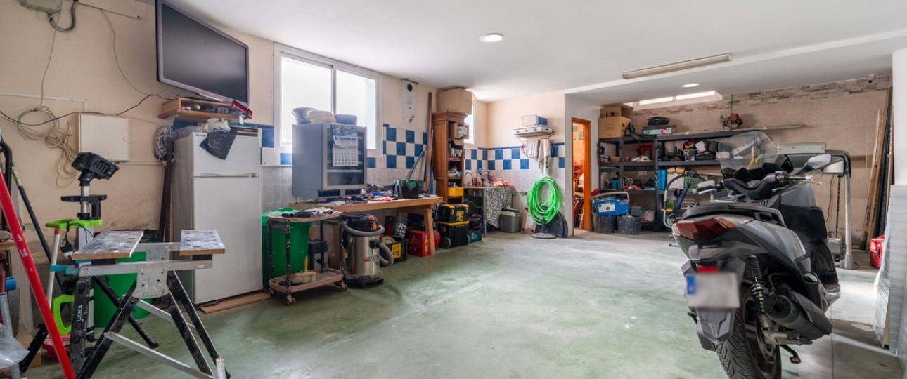Resale - Villa - Estepona - Estepona Centro