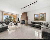 Resale - Villa - Estepona - Estepona Centro