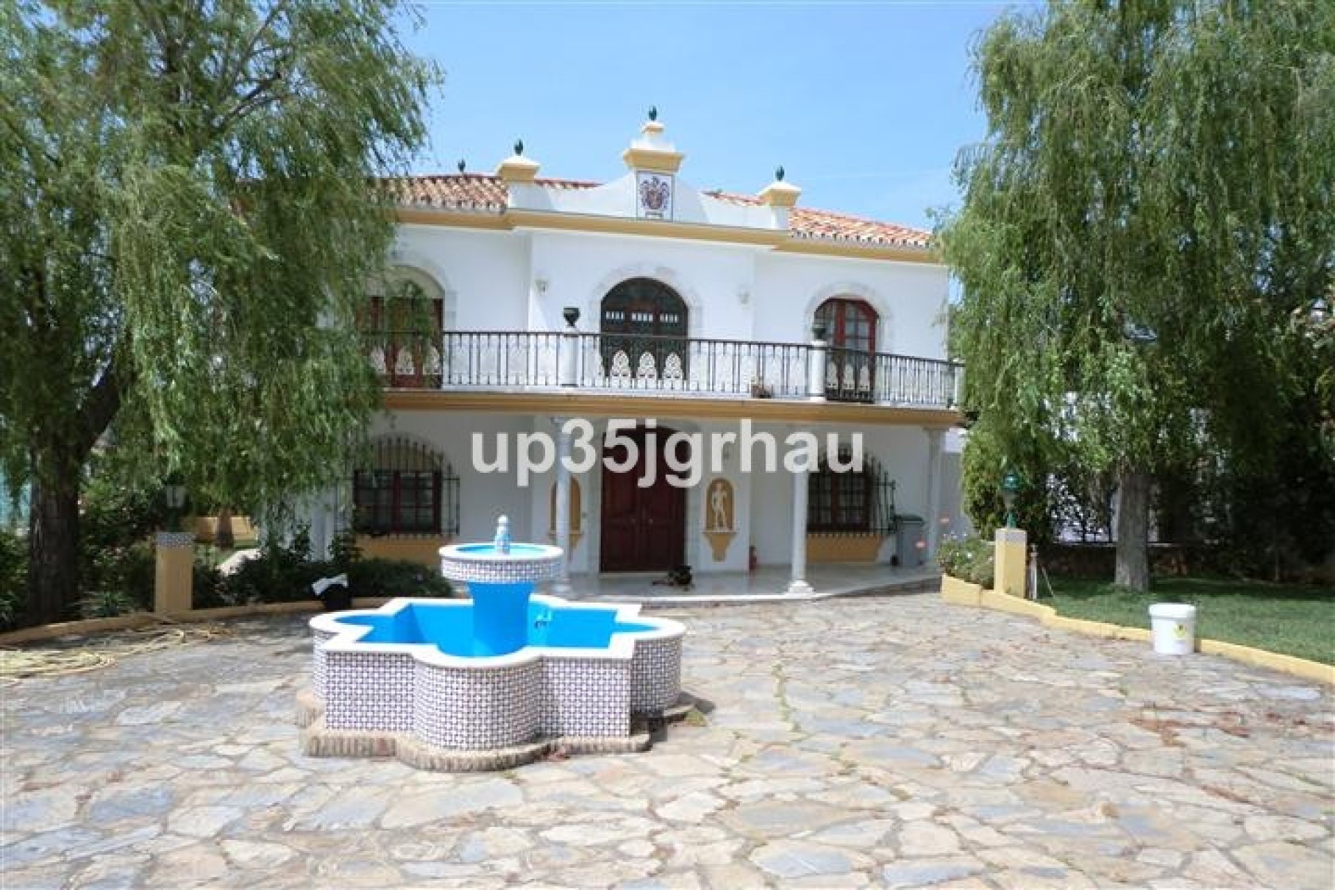 Resale - Villa - Estepona - Estepona Centro