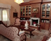 Resale - Villa - Estepona - Estepona Centro