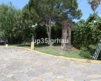 Resale - Villa - Estepona - Estepona Centro