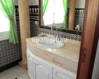Resale - Villa - Estepona - Estepona Centro