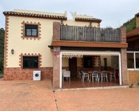 Resale - Villa - Estepona - Estepona Centro
