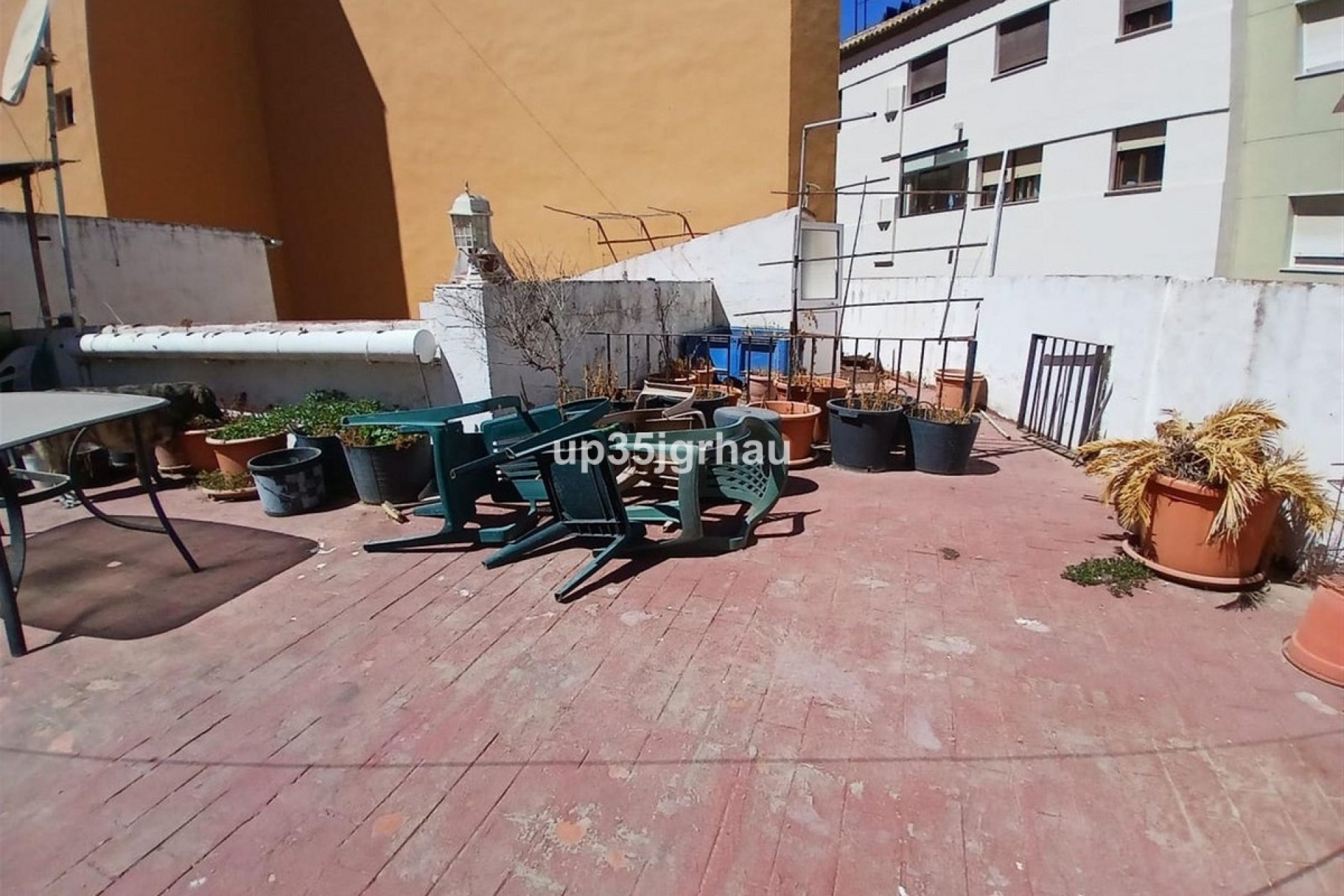 Resale - Villa - Estepona - Estepona Centro