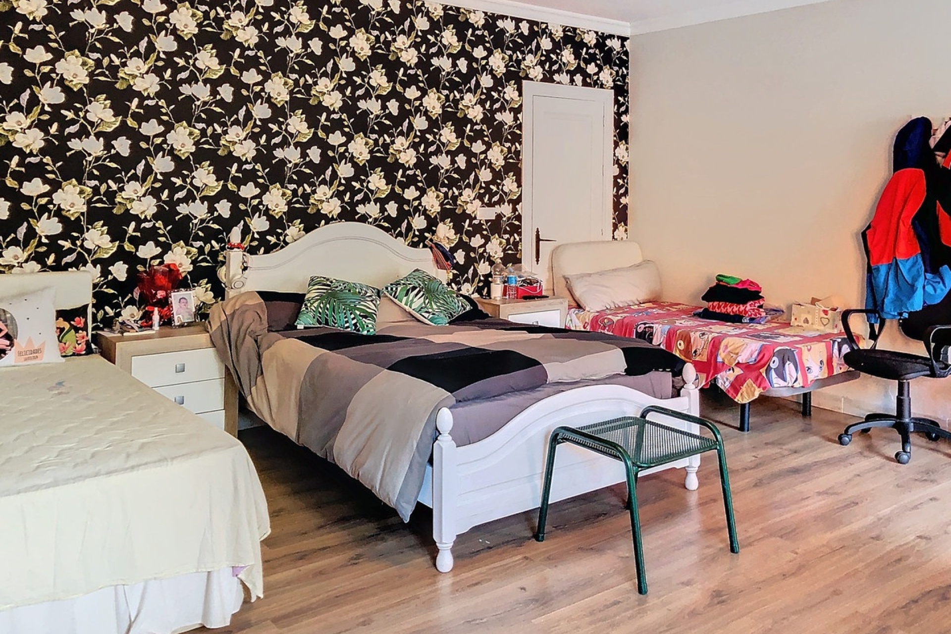 Resale - Villa - Estepona - Estepona Centro