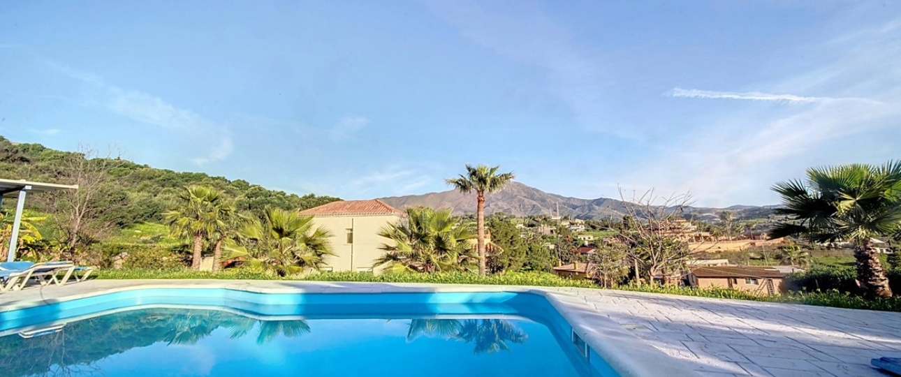 Resale - Villa - Estepona - Estepona Centro
