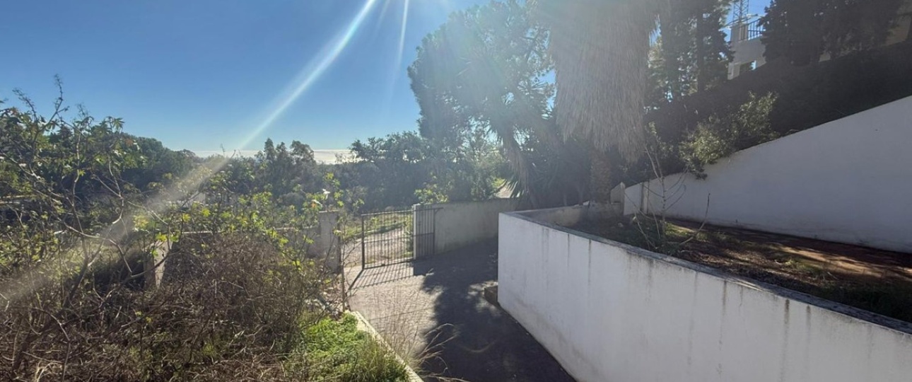 Resale - Villa - Estepona - Estepona Centro