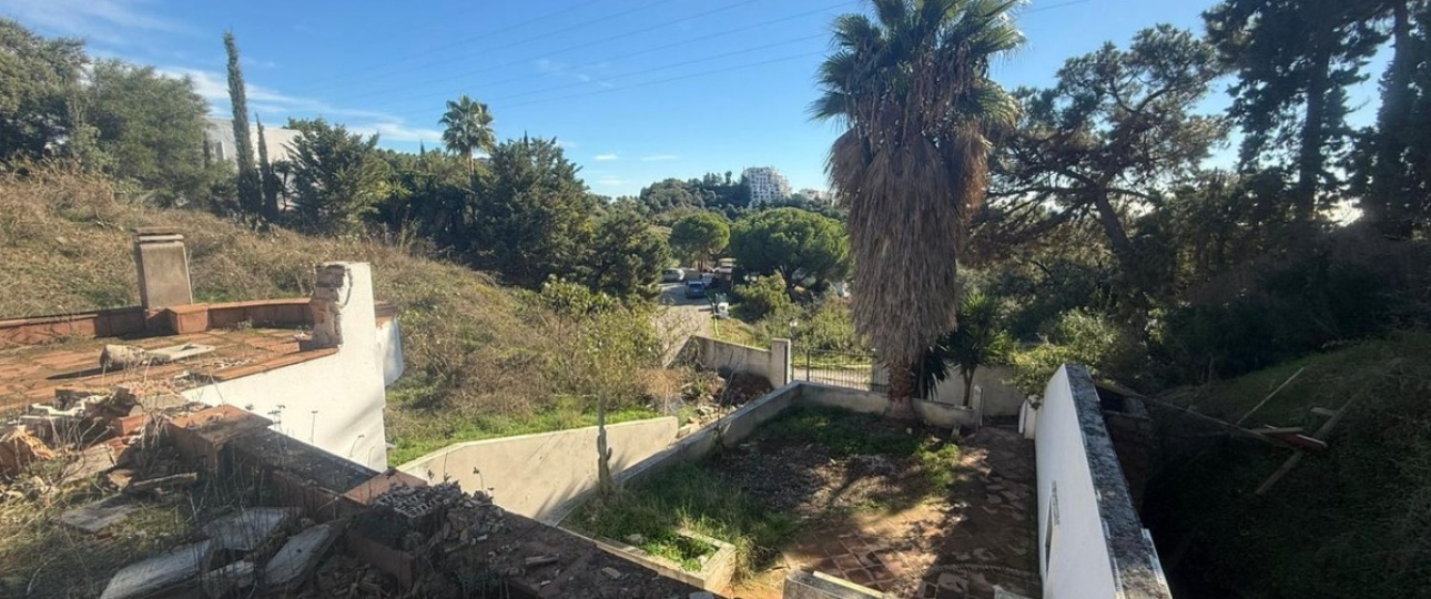 Resale - Villa - Estepona - Estepona Centro