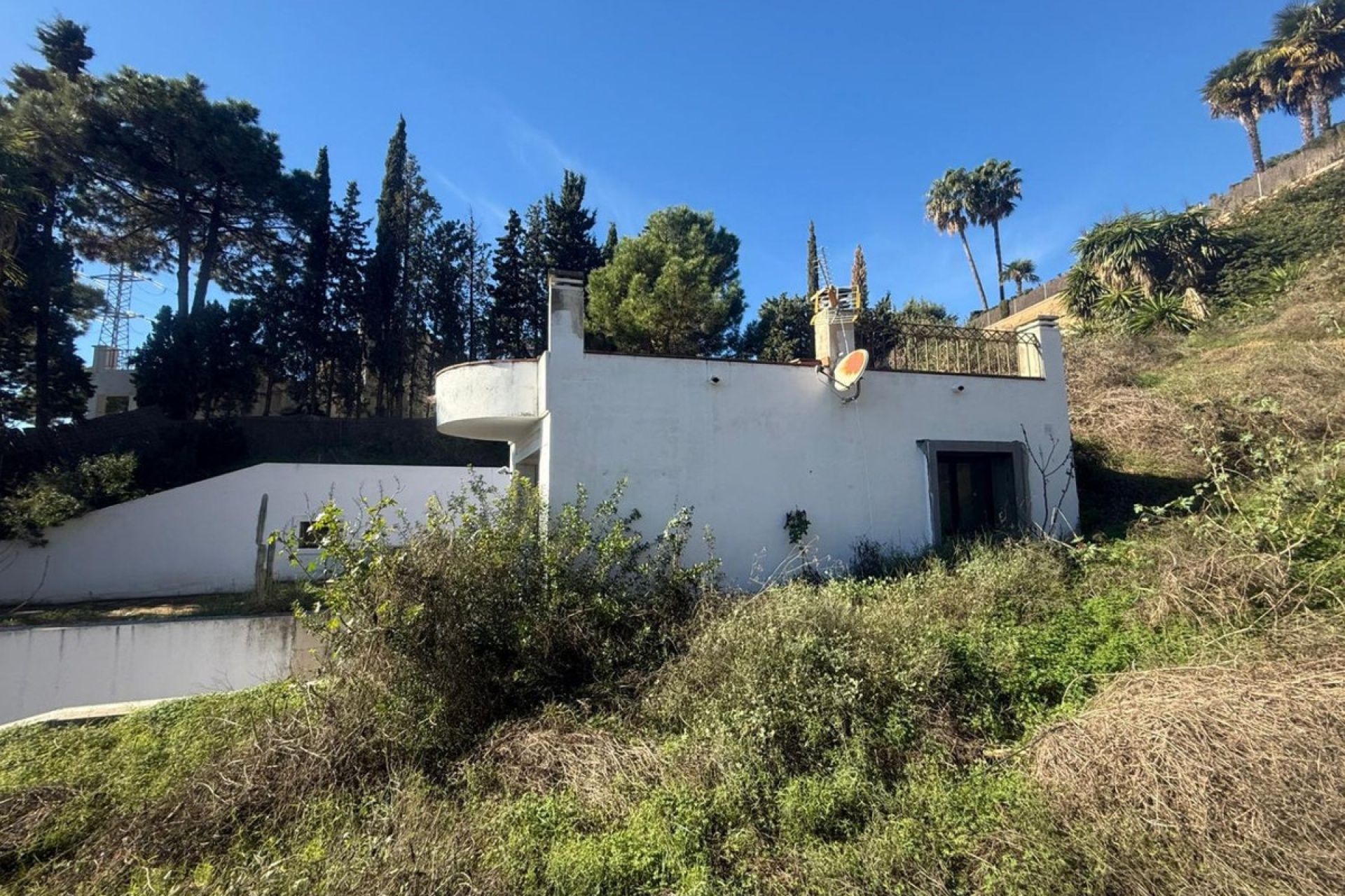 Resale - Villa - Estepona - Estepona Centro