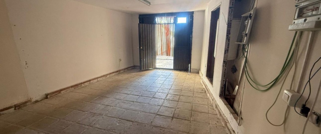 Resale - Villa - Estepona - Estepona Centro