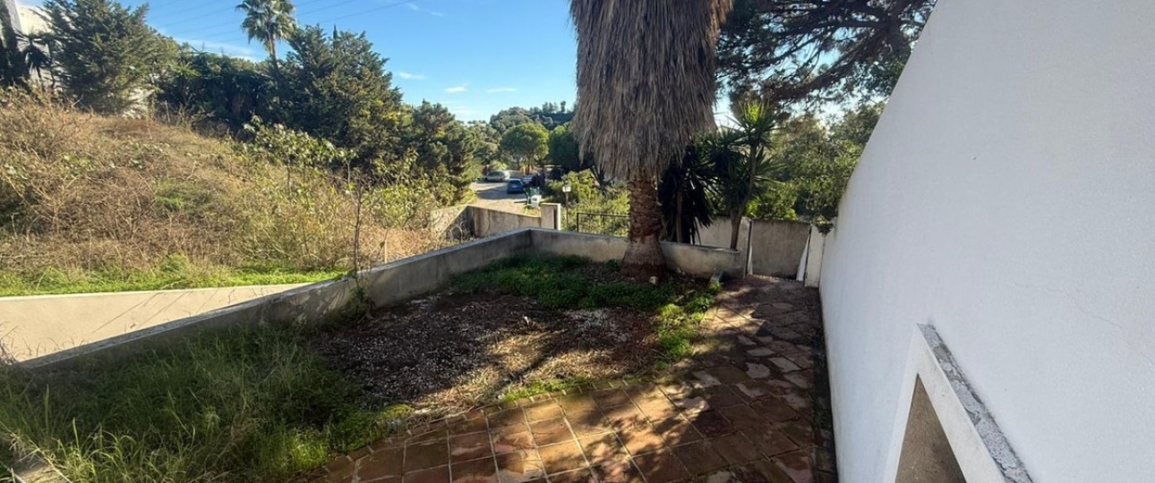 Resale - Villa - Estepona - Estepona Centro