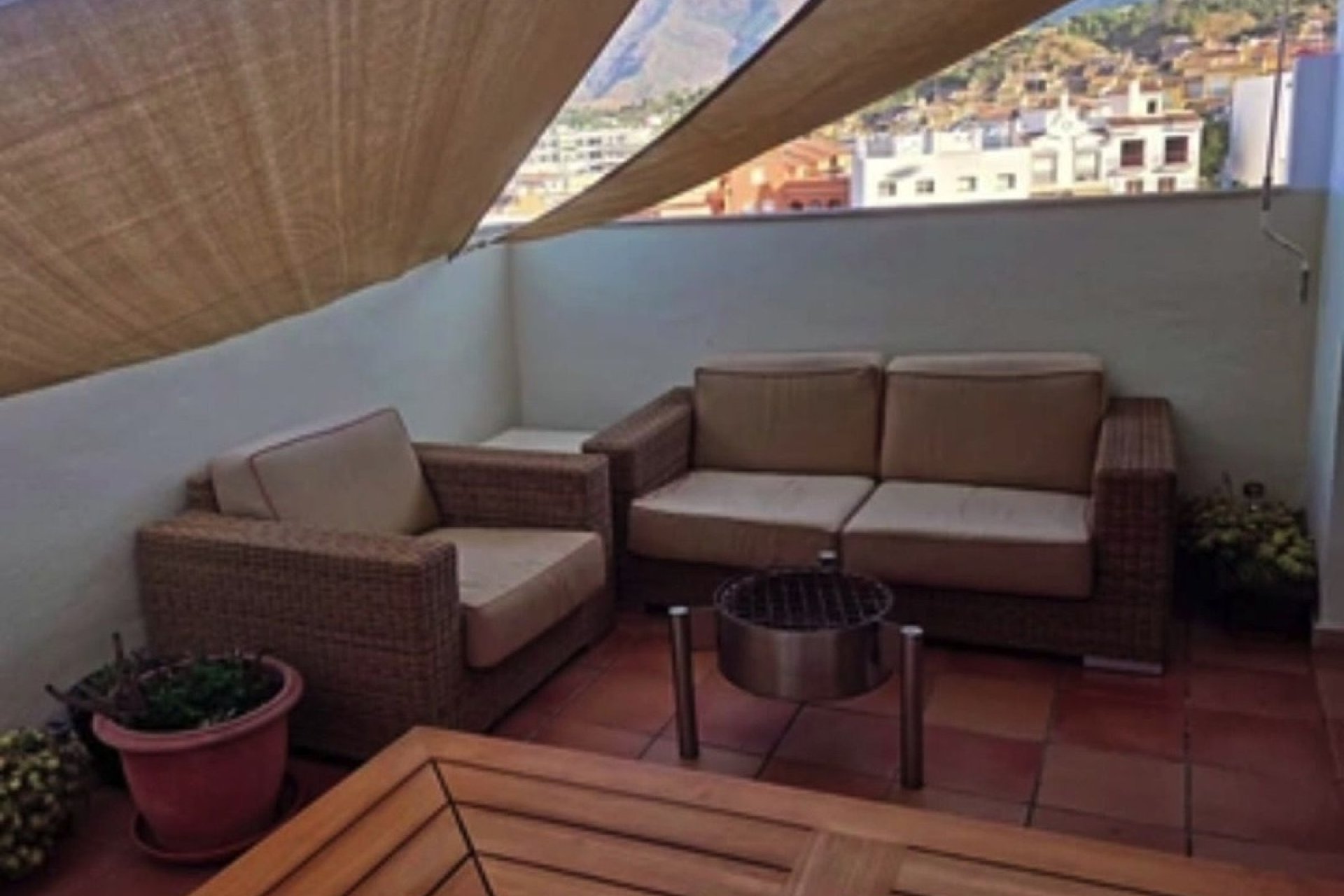 Resale - Villa - Estepona - Estepona Centro