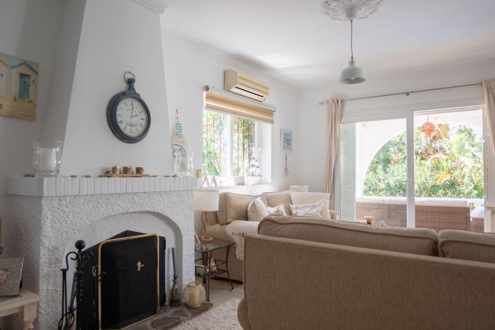 Resale - Villa - Estepona - Estepona Centro