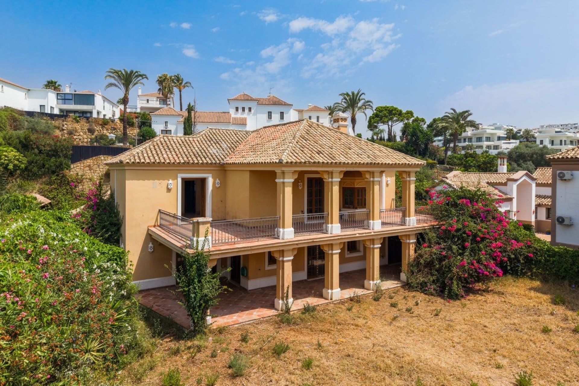 Resale - Villa - Estepona - Estepona Centro