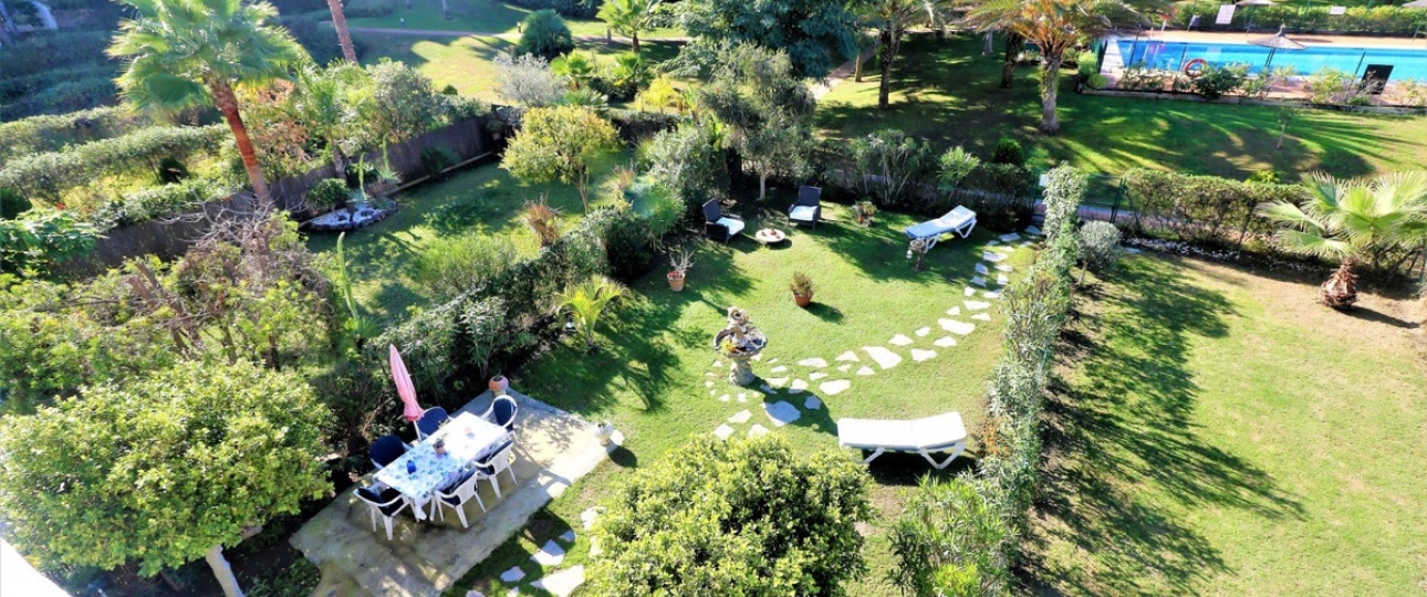 Resale - Villa - Estepona - Estepona Centro