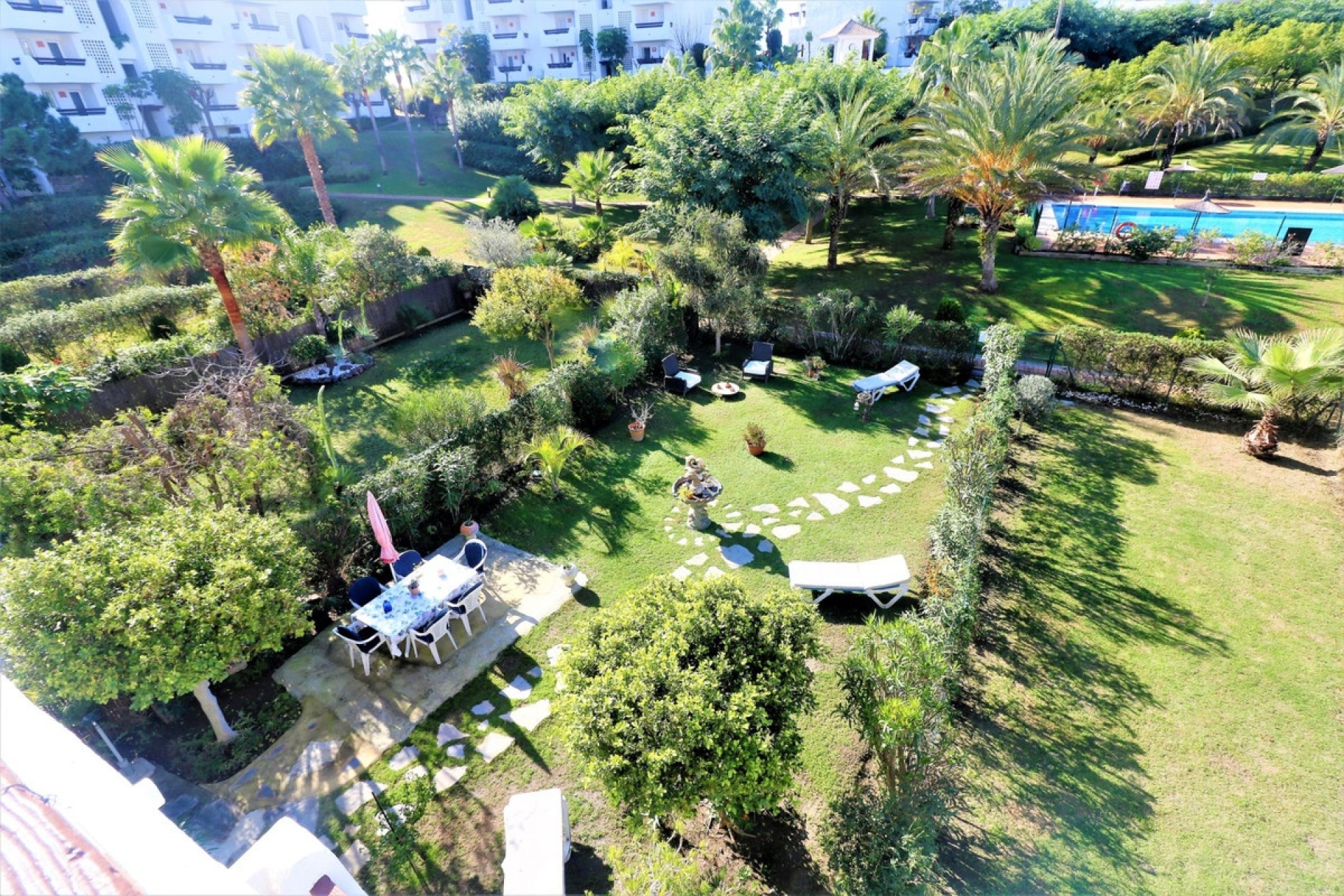 Resale - Villa - Estepona - Estepona Centro