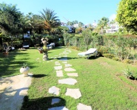 Resale - Villa - Estepona - Estepona Centro