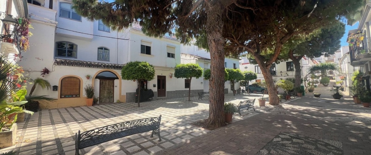 Resale - Villa - Estepona - Estepona Centro