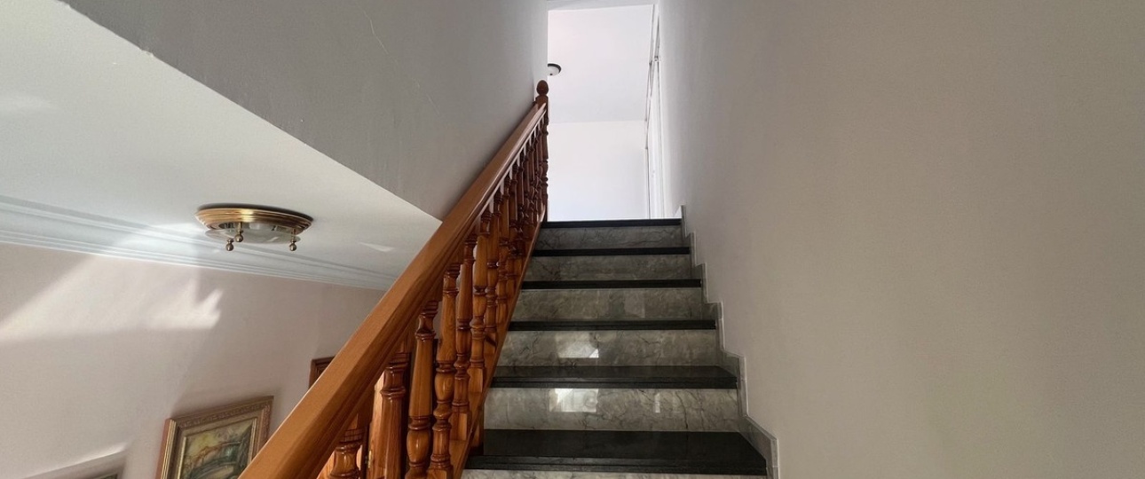 Resale - Villa - Estepona - Estepona Centro