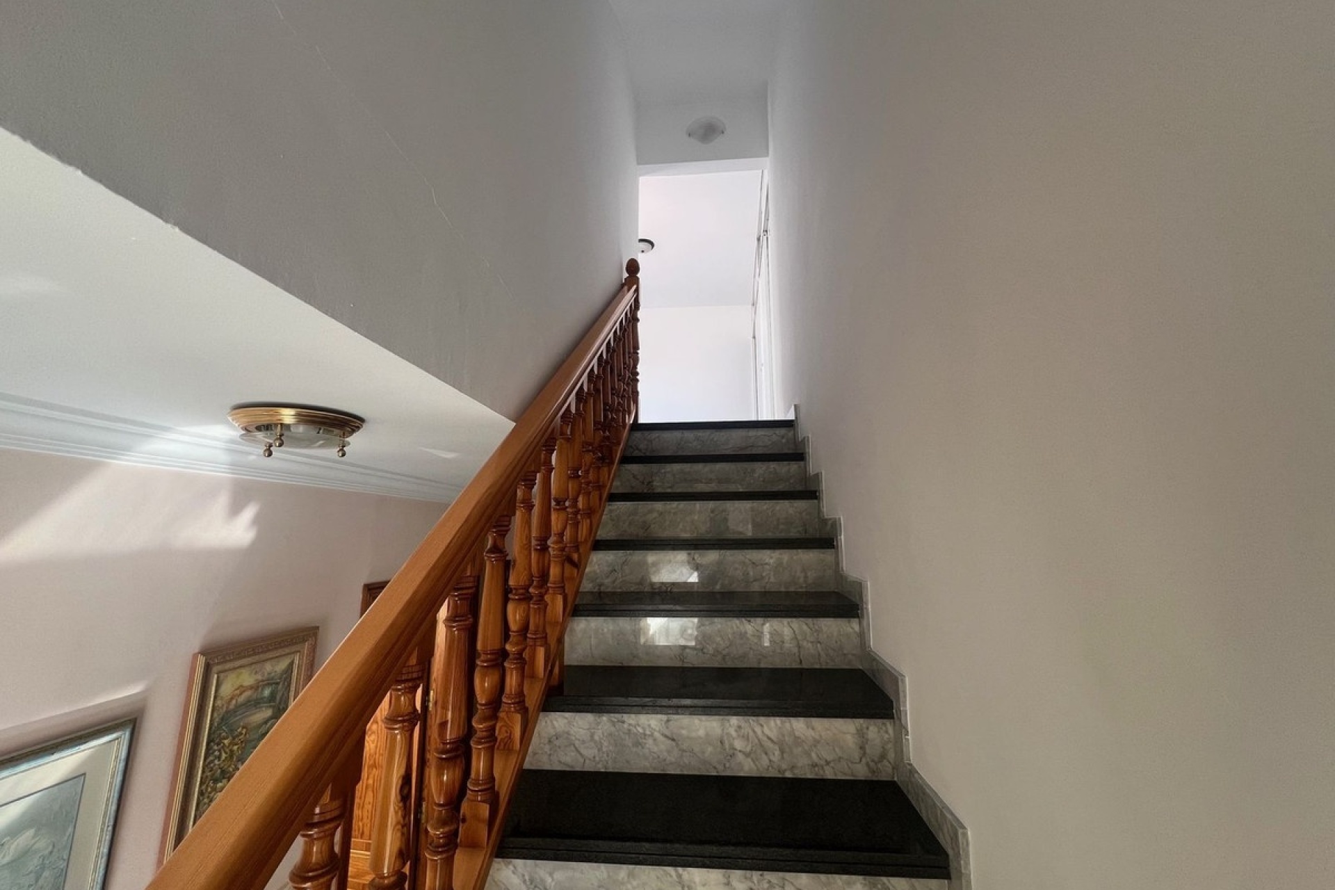 Resale - Villa - Estepona - Estepona Centro