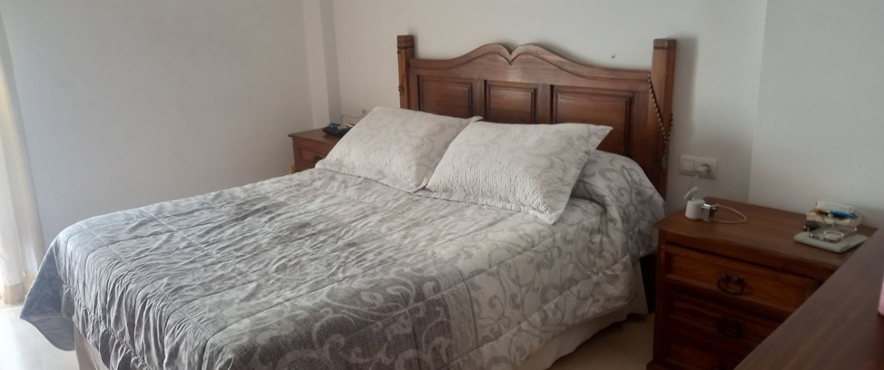 Resale - Villa - Estepona - Estepona Centro